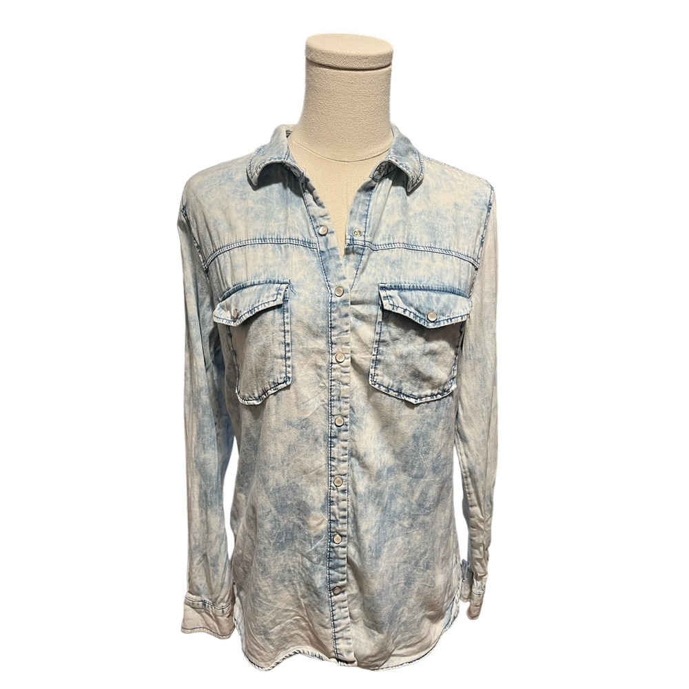 Bongo Chambray Button Down Light Blue Acid Wash Lightweight 100% Cotton Medium